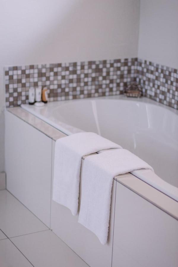 Villiera Guesthouse Douglas ภายนอก รูปภาพ